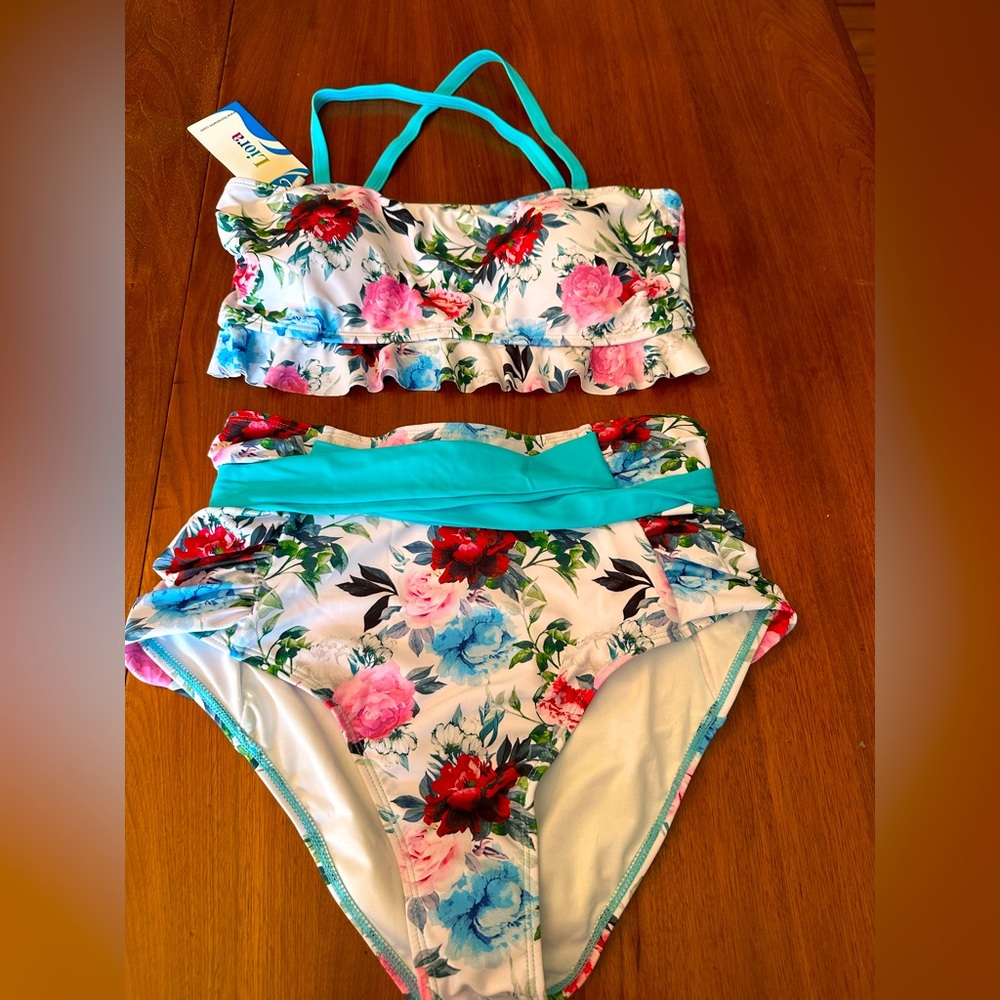 Brand New Liora Floral Bikini - $10 - Ladies M